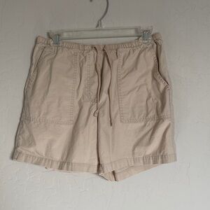 L.L. Bean Classic Fit Tan Shorts with Deep Pockets Elastic Waist Drawstring